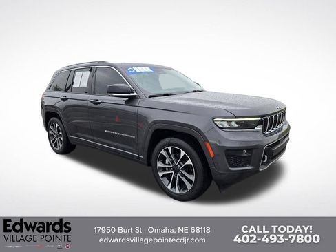 Used 2022 Jeep Grand Cherokee Overland AWD/4WD image 1