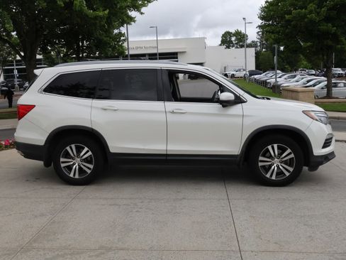 Used 2016 Honda Pilot EX image 10