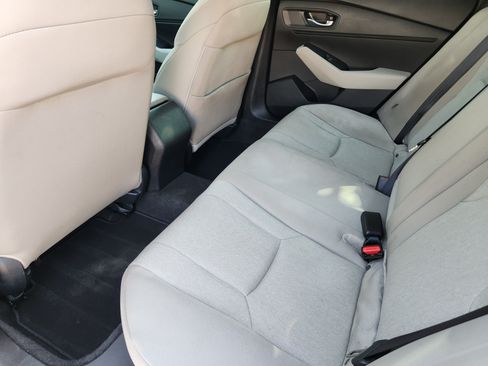 Used 2024 Honda Accord EX image 27