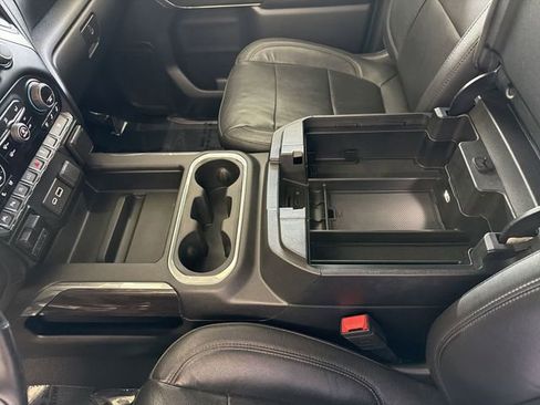 Used 2019 Chevrolet Silverado 1500 LTZ w/ LTZ Plus Package AWD/4WD image 23