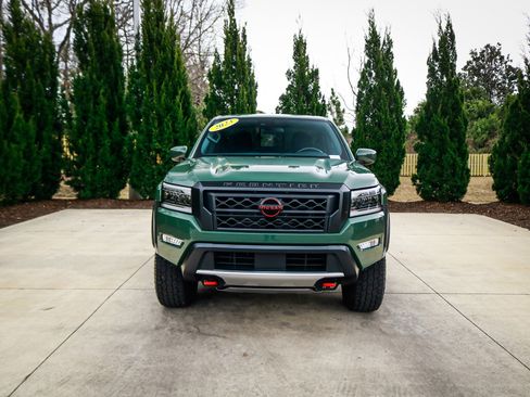 Used 2023 Nissan Frontier PRO-4X w/ Technology Package image 3