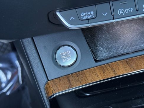 Used 2022 Audi Q5 2.0T Premium w/ Convenience Package image 32