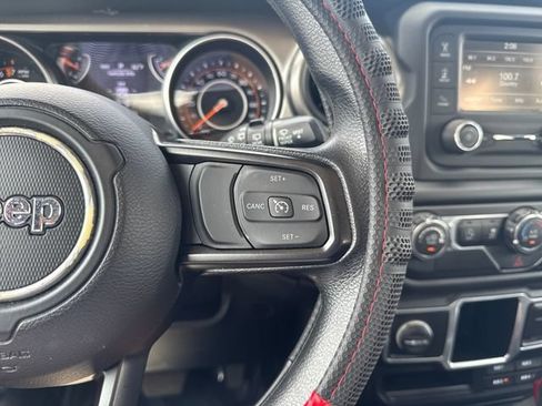 Used 2018 Jeep Wrangler Unlimited Sport AWD/4WD image 15