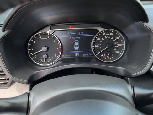 Used 2024 Nissan Altima 2.5 SR w/ SR Premium Package FWD image 27