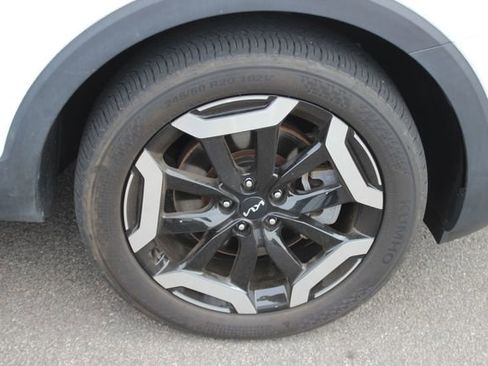Used 2023 Kia Telluride S AWD/4WD image 37