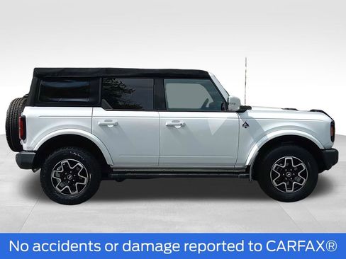 Certified 2022 Ford Bronco Outer Banks AWD/4WD image 2