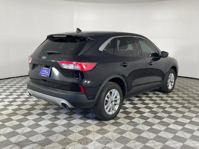 Used 2022 Ford Escape SE AWD/4WD image 17