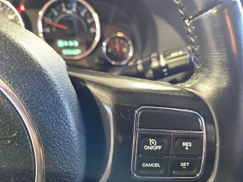 Used 2017 Jeep Wrangler Unlimited Rubicon w/ Quick Order Package 24Z Recon image 27