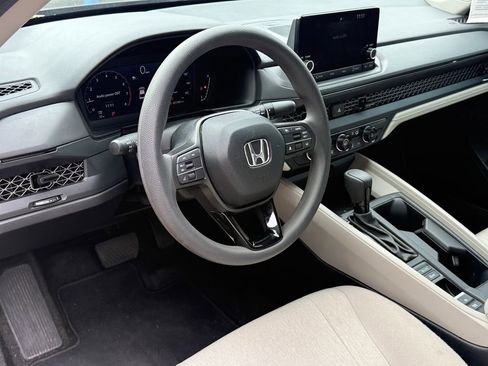 Used 2024 Honda Accord LX image 10