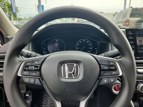 Certified 2018 Honda Accord EX image 19