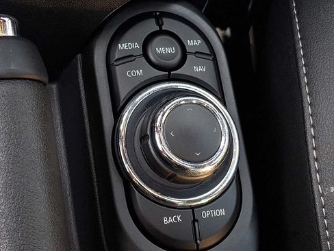 Certified 2023 MINI Cooper S FWD image 19