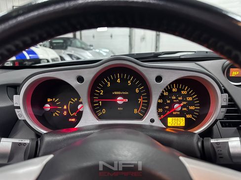 Used 2004 Nissan 350Z Touring RWD image 26