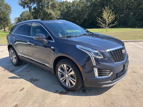 Certified 2025 Cadillac XT5 Premium Luxury image 10