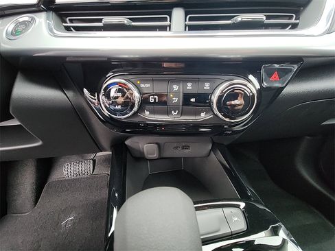 New 2026 Chevrolet Trax LT w/ Driver Confidence Package image 23