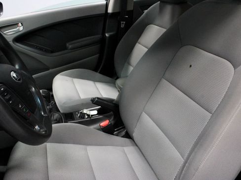 Used 2017 Kia Forte LX FWD image 23
