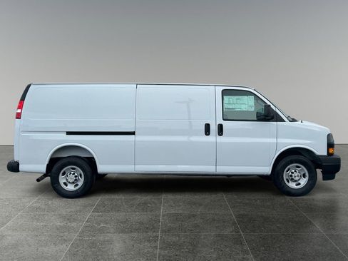 New 2025 Chevrolet Express 2500 w/ Driver Convenience Package image 8