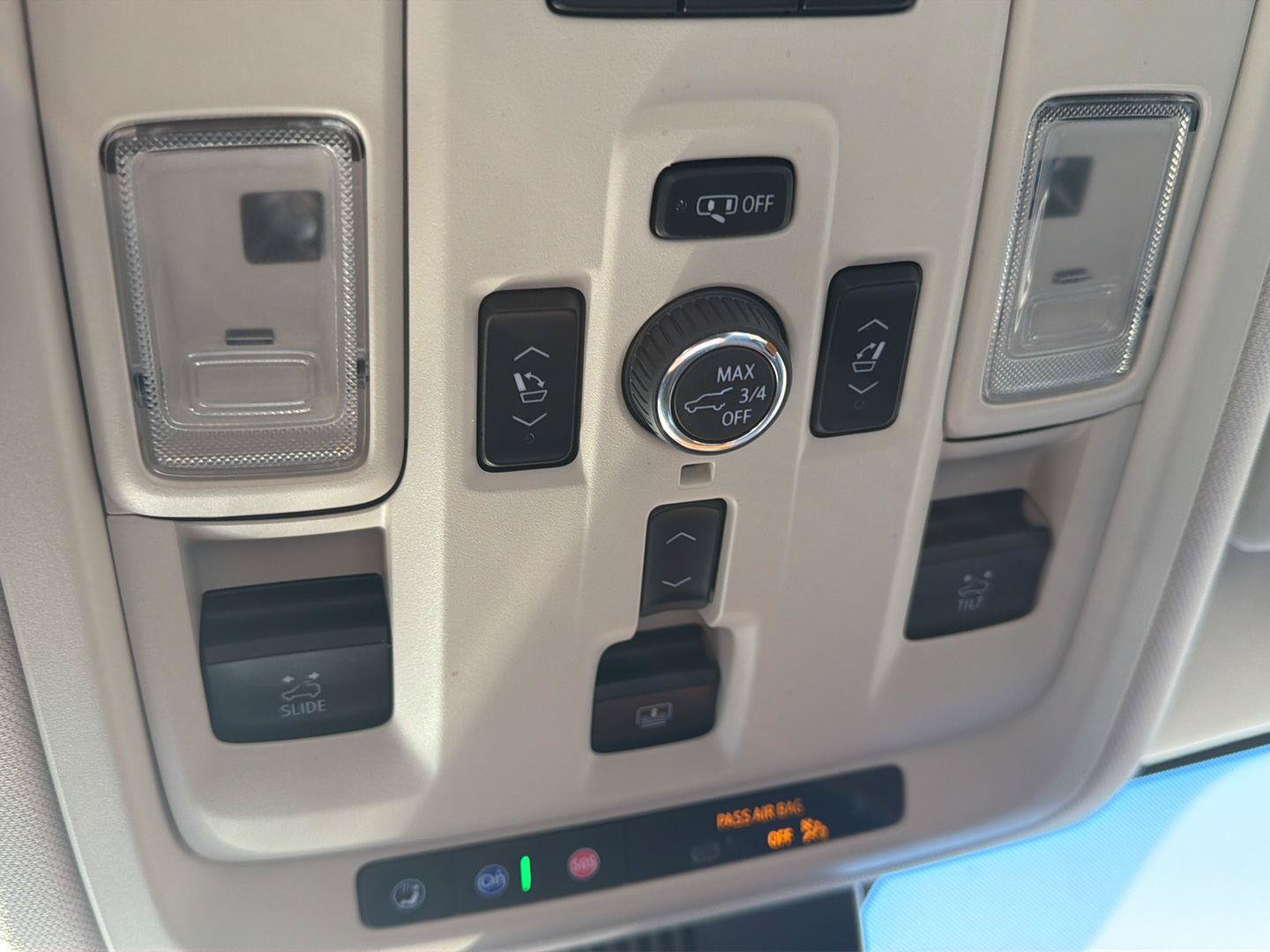 Used 2023 GMC Yukon Denali AWD/4WD image 14