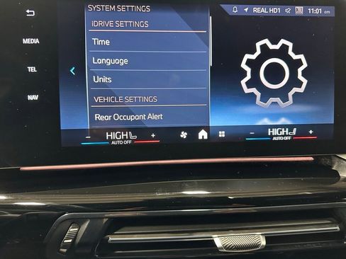 Used 2025 BMW X1 xDrive28i image 34