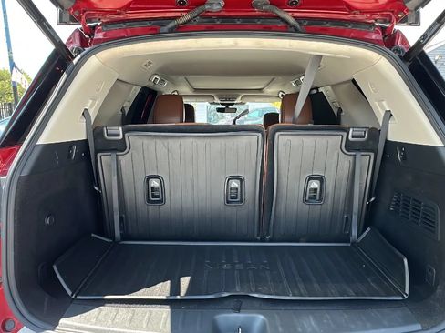 Used 2023 Nissan Pathfinder Platinum AWD/4WD image 19