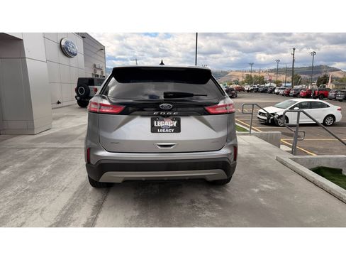 Used 2021 Ford Edge SEL w/ Convenience Package image 6