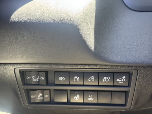 New 2026 Toyota Sequoia Platinum AWD/4WD image 42