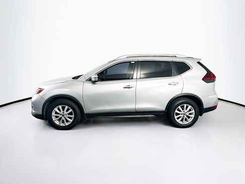 Used 2018 Nissan Rogue SV w/ Premium Package image 4