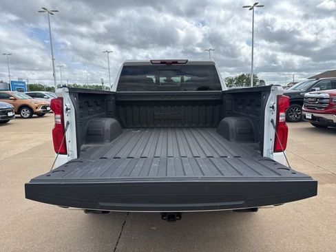 Used 2021 Chevrolet Silverado 1500 High Country w/ Technology Package AWD/4WD image 6