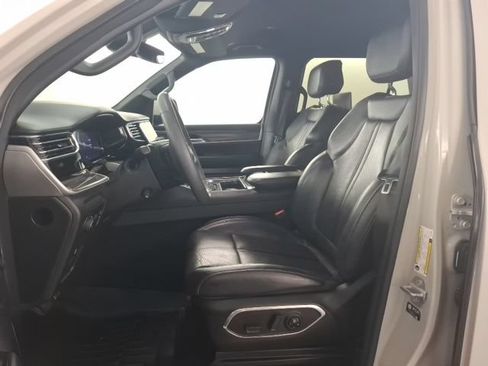 Used 2022 Jeep Wagoneer Series III w/ Rear Seat Video Group 1 RWD image 23