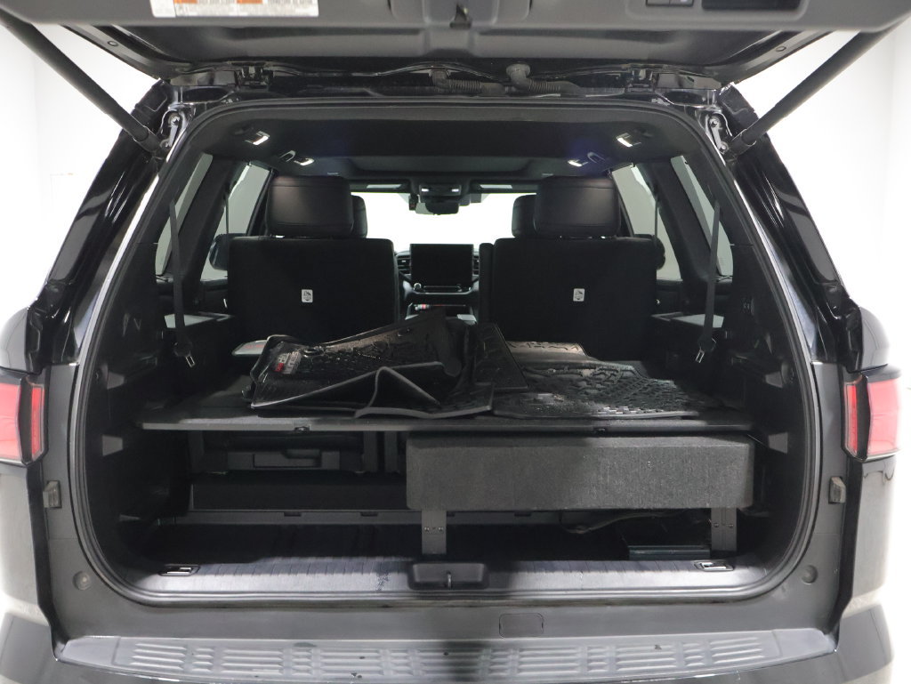 Used 2025 Toyota Sequoia TRD Pro AWD/4WD image 4