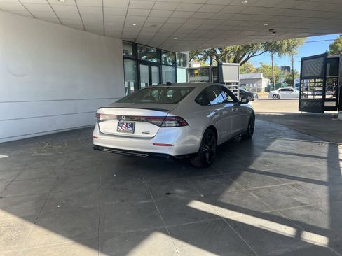 Used 2023 Honda Accord Sport image 32