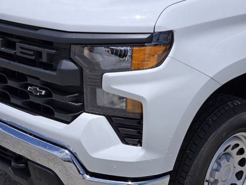Used 2026 Chevrolet Silverado 1500 W/T w/ Trailering Package RWD image 9