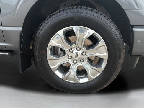Used 2021 Ford F150 Platinum w/ Equipment Group 701A High AWD/4WD image 28