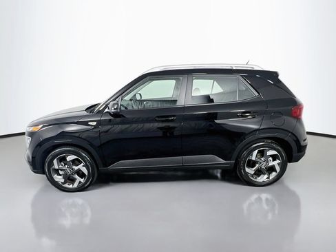Certified 2026 Hyundai Venue SEL FWD image 4