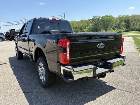 New 2026 Ford F350 Lariat w/ Lariat Ultimate Package AWD/4WD image 3