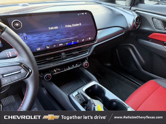 Used 2024 Chevrolet Equinox EV RS w/ Active Safety Package 3 FWD image 19