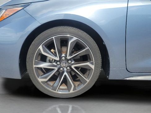Used 2021 Toyota Corolla SE FWD image 3