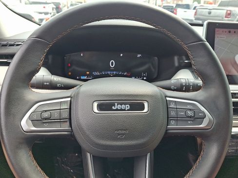 Used 2022 Jeep Compass Limited w/ Elite Group AWD/4WD image 21