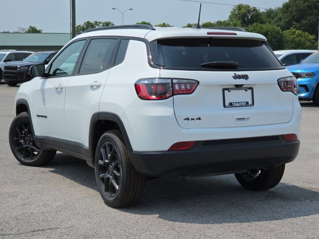 New 2026 Jeep Compass Latitude AWD/4WD image 5