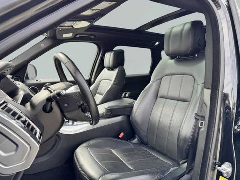 Used 2018 Land Rover Range Rover Sport HSE image 21