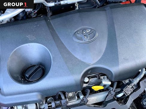 Used 2021 Toyota RAV4 SE AWD/4WD image 31