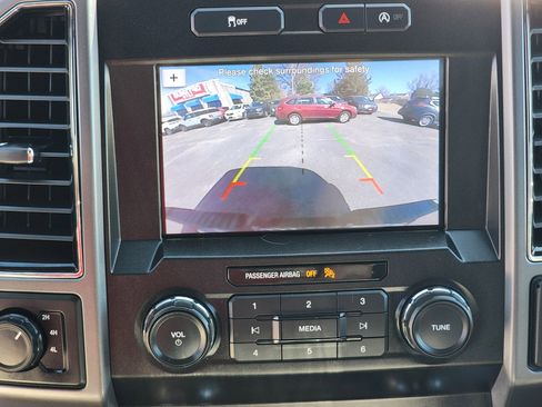 Used 2019 Ford F150 XLT w/ Equipment Group 302A Luxury AWD/4WD image 15