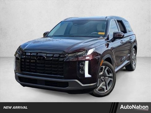 Used 2024 Hyundai Palisade Limited image 1