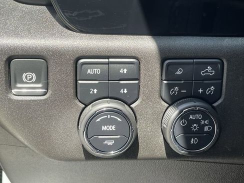 Used 2024 Chevrolet Silverado 1500 RST image 18