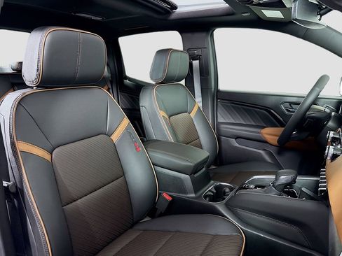 New 2026 GMC Canyon AT4 w/ Technology Plus Package AWD/4WD image 29