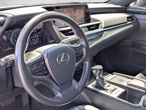 Used 2021 Lexus ES 300h w/ Premium Package FWD image 10