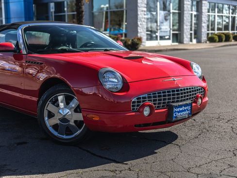 Used 2003 Ford Thunderbird RWD image 3
