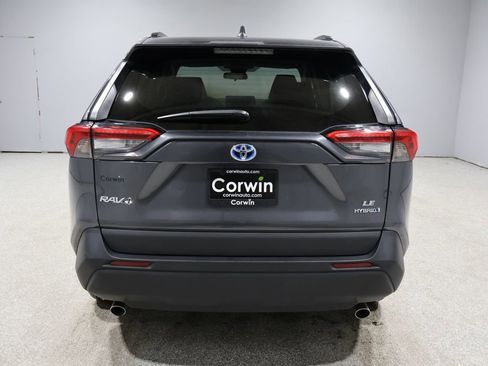 Used 2021 Toyota RAV4 LE w/ Carpet Mat Package (TMS) image 3