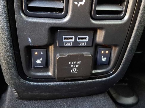 Certified 2024 Dodge Durango GT AWD/4WD image 13