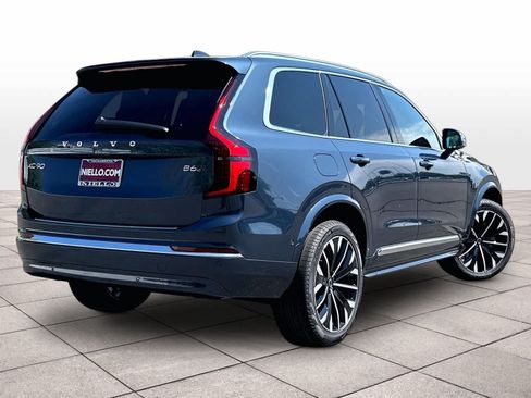 New 2026 Volvo XC90 B6 Plus w/ Protection Package Premier AWD/4WD image 4