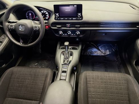 Used 2023 Honda HR-V LX image 12